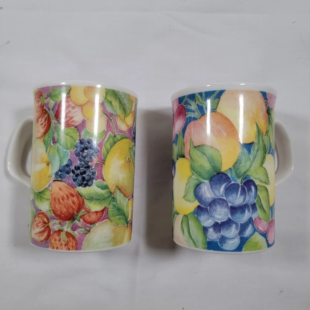 Bone China  2 Mugs Country Fruits by Royal Doulton Expressions, England 1993